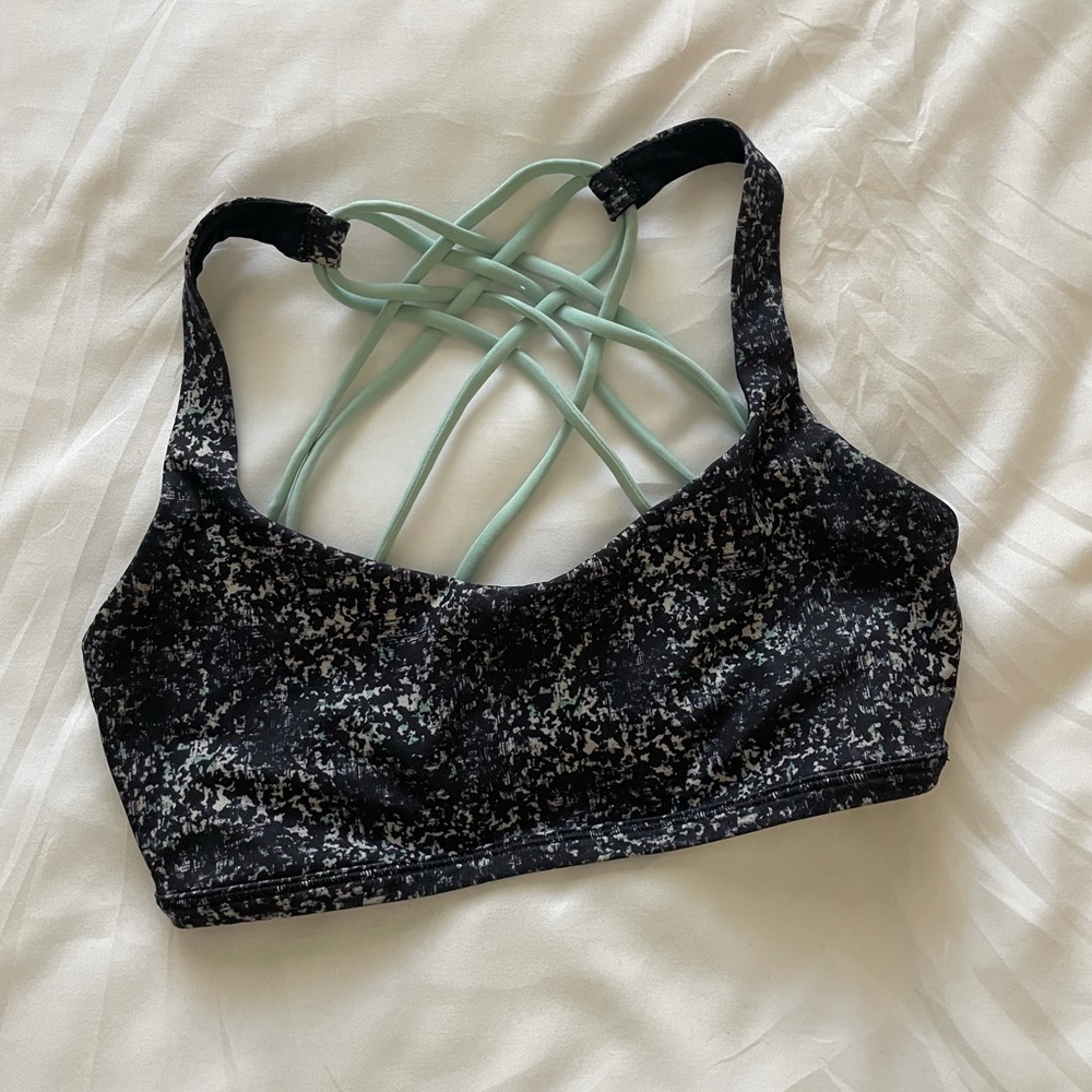 Lululemon Sports Bra Size 2